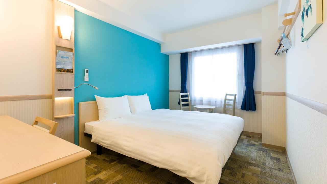 Toyoko Inn Hiroshima-Eki Stadium Mae Exterior photo